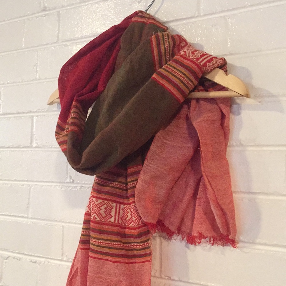 Beautiful Scarf 🧣 From South America